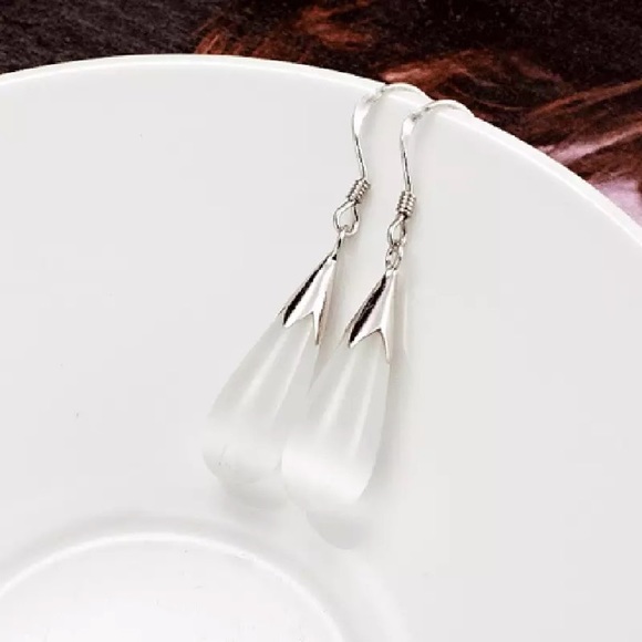 NEW!๐๐TRANSLUCENT OPAL TEARDROP WATER DROPS!๐๐ - Picture 3 of 8